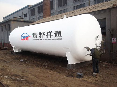 LNG臥式低溫儲罐(真空粉末絕熱)6